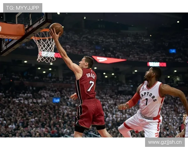 NBA高清直播:带你全程观看每一场激烈比赛精彩瞬间 NBA高清直播:带你全程观看每一场激烈比赛精彩瞬间